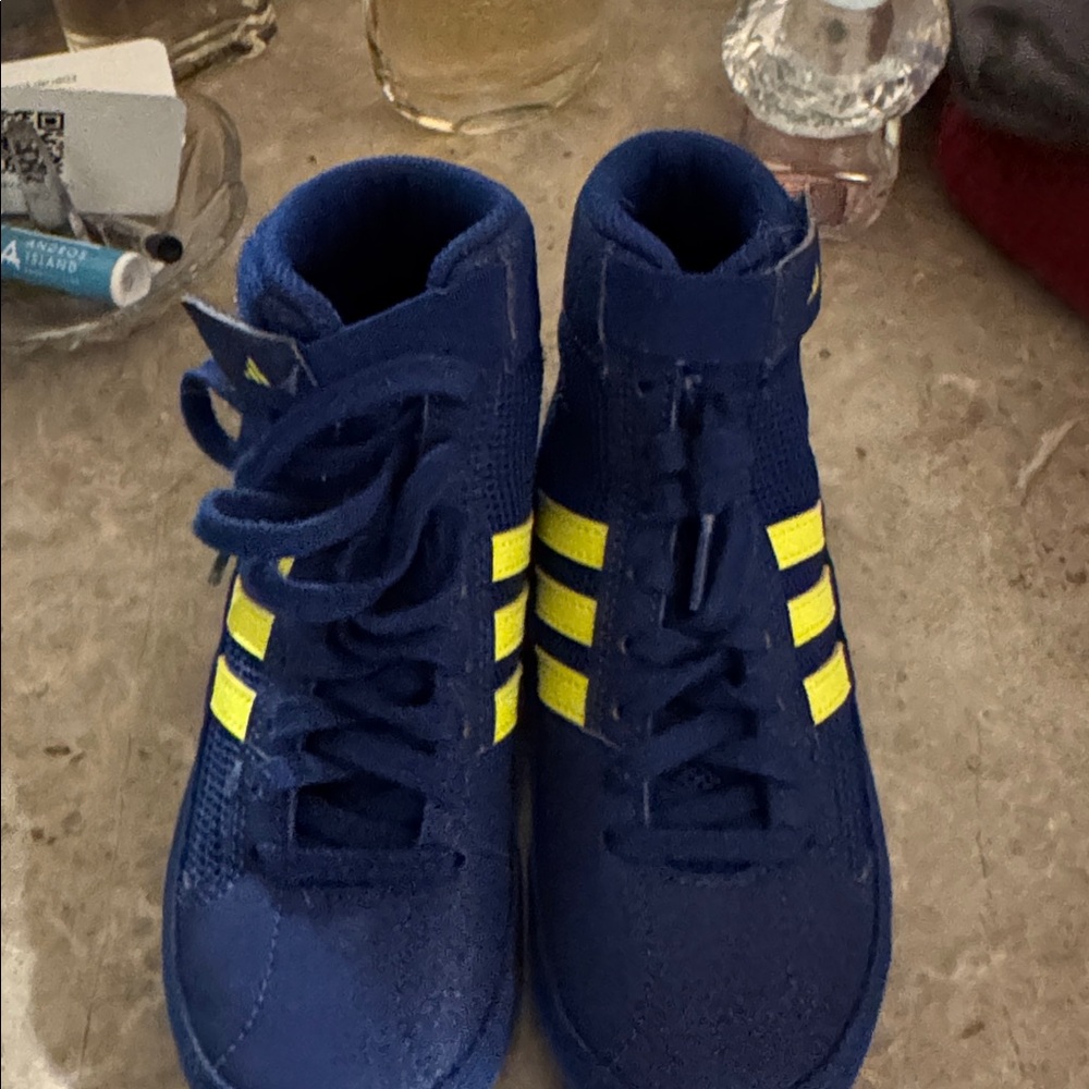 Boys wrestling shoes